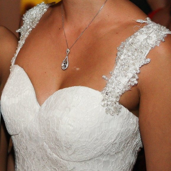 Wedding Dress - Picture 3 of 5